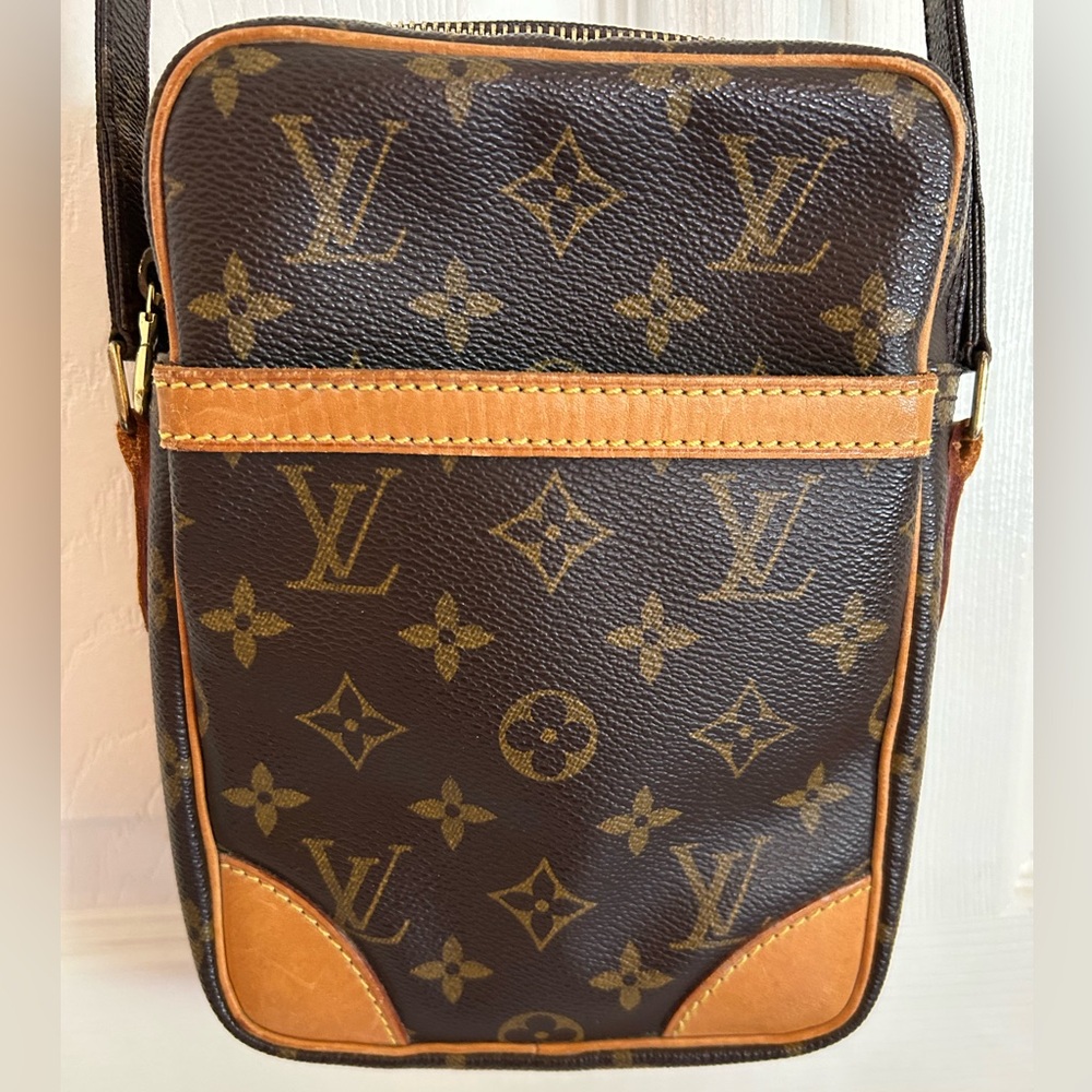 Louis Vuitton Danube Crossbody SL0032
